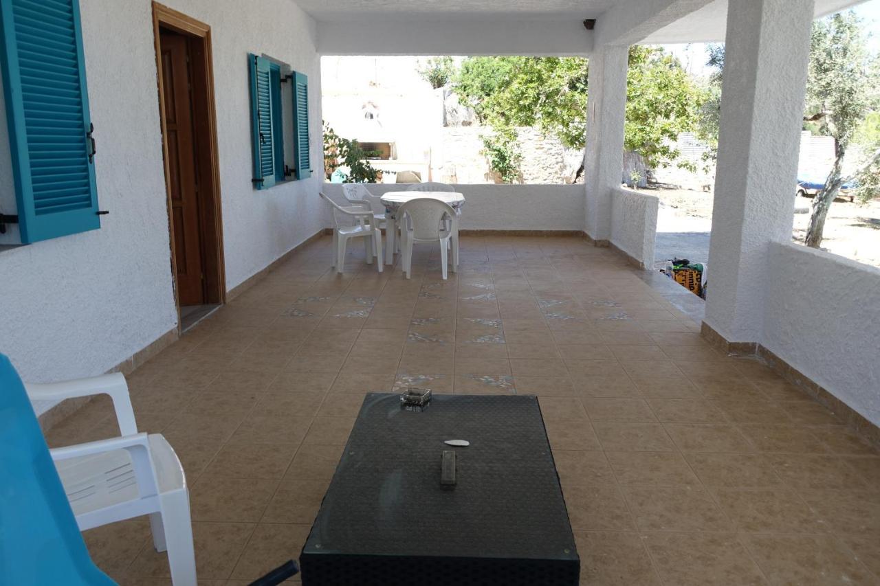 In In Kalloni Direkt Am Kalloni (Peloponnese)